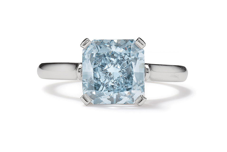 Blue diamond ring new arrivals