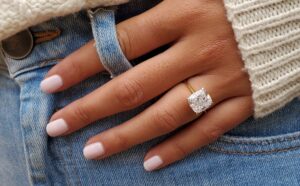 Cushion cut diamond engagement rings