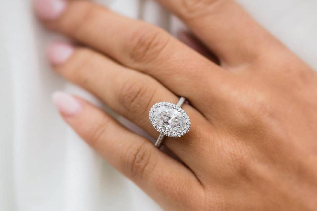 oval diamond engagement ring London
